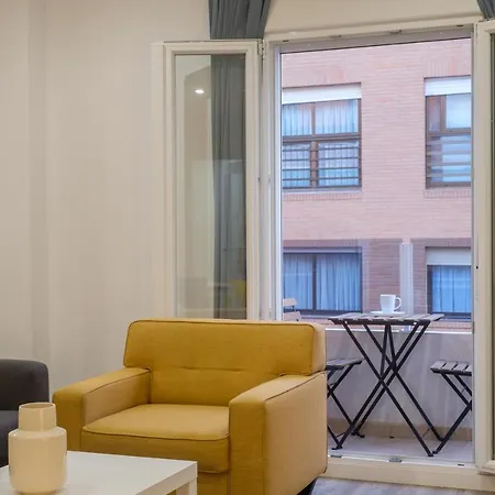 Apartment Bright, Brand New & Very Comfortable *